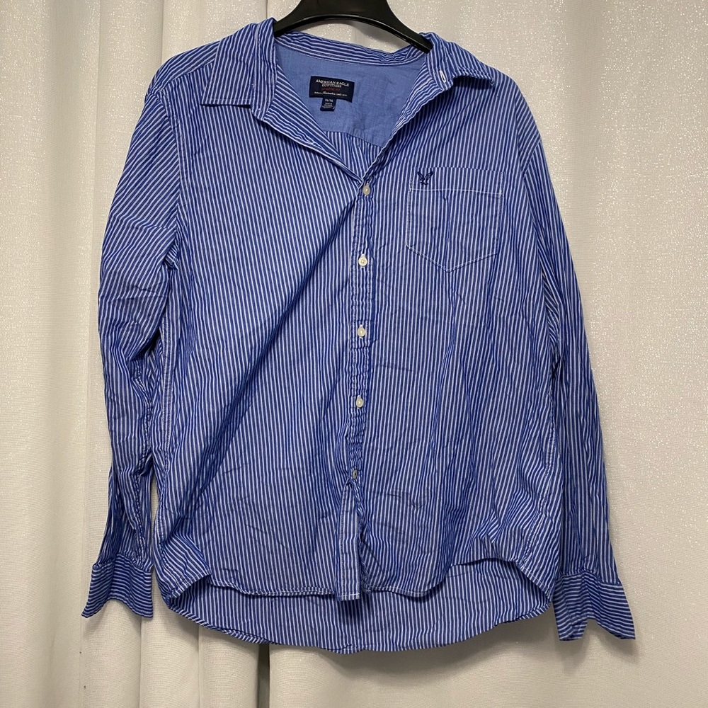American Eagle Long Sleeve Button Down Shirt
